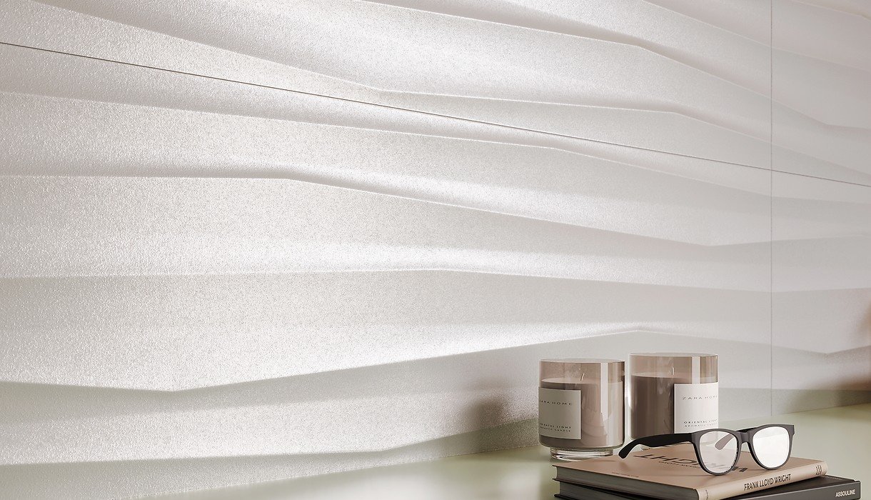 #Koupelna #Moderní styl #bílá #Extra velký formát #Lesklý obklad #1000 - 1500 Kč/m2